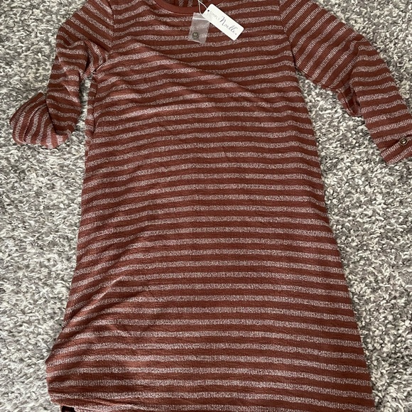 🌸🌸Simply Noelle Knit Midi Dresses - Picture 3 of 3